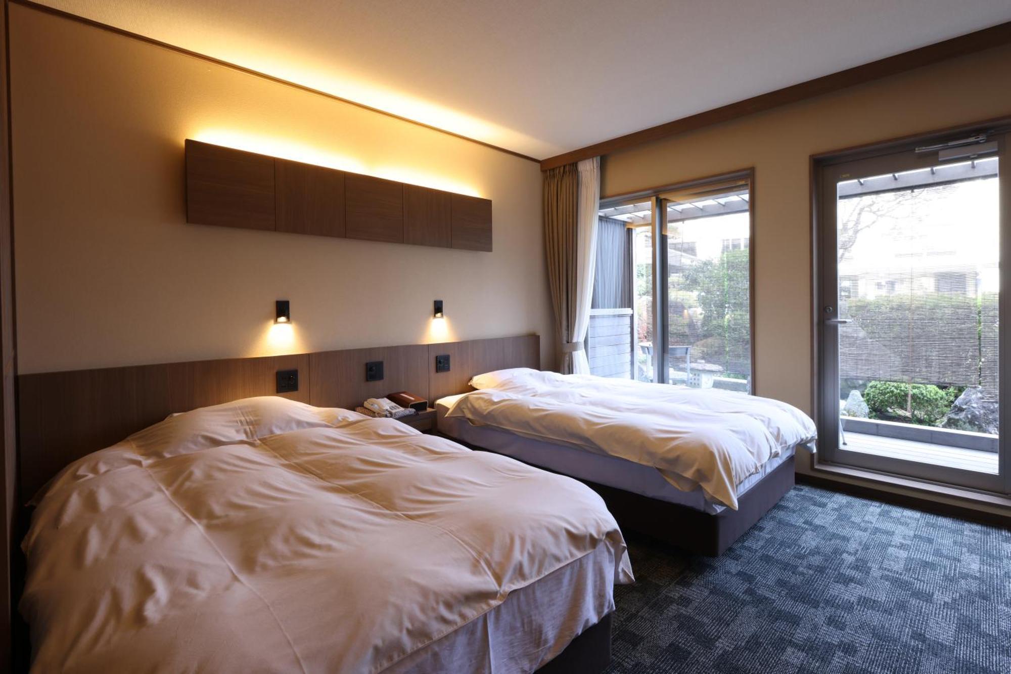 Miyahama Grand Hotel Хацукаити Экстерьер фото